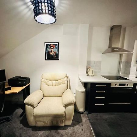 1 Luxe Exec Bedroom Apt Derby Dış mekan fotoğraf