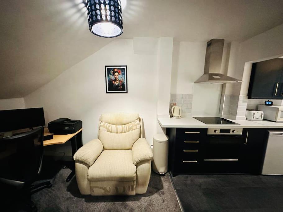 1 Luxe Exec Bedroom Apt Derby Dış mekan fotoğraf