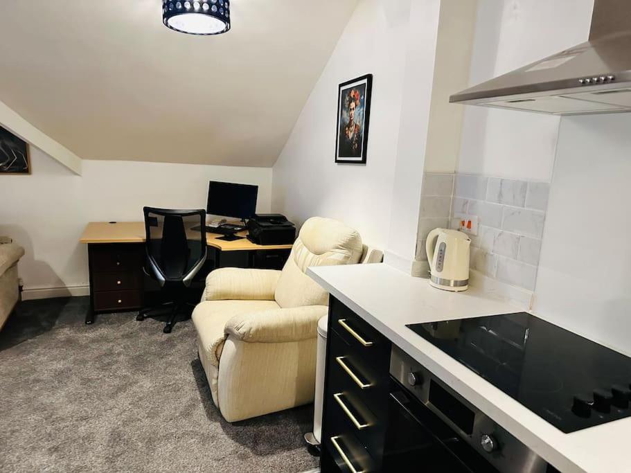 1 Luxe Exec Bedroom Apt Derby Dış mekan fotoğraf